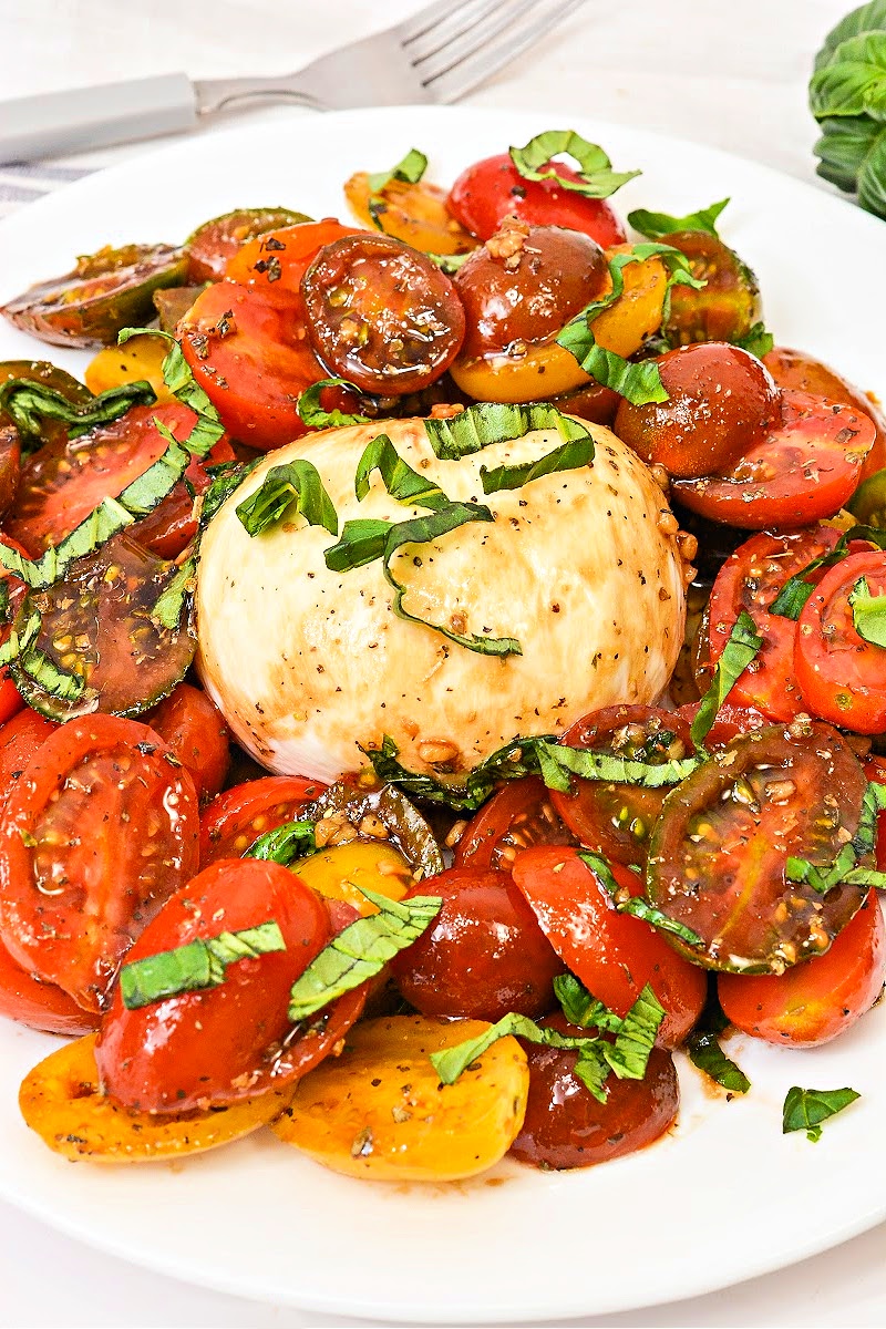 Keto Marinated Tomatoes and Burrata