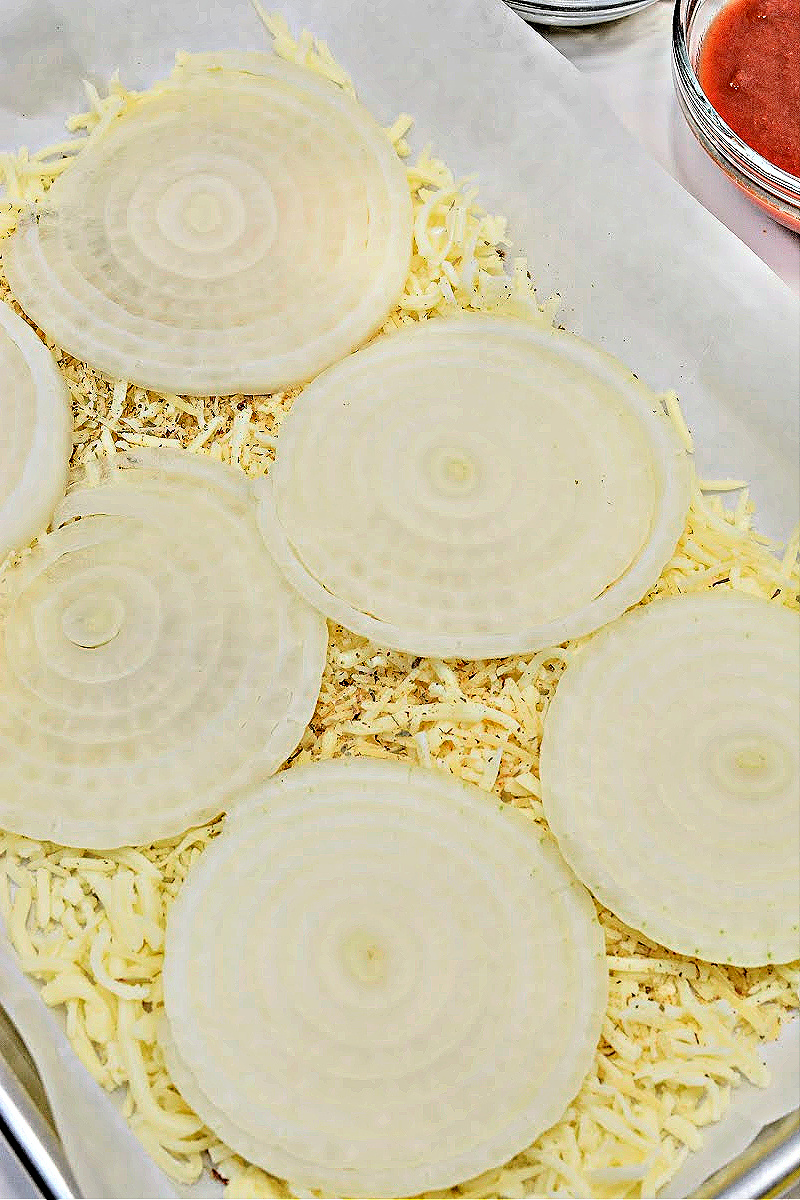 Keto Viral Onion Ring Pizza