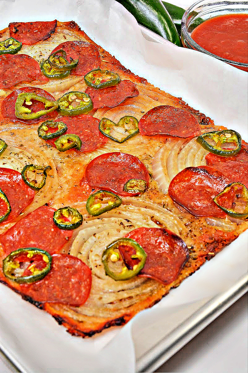 Keto Viral Onion Ring Pizza