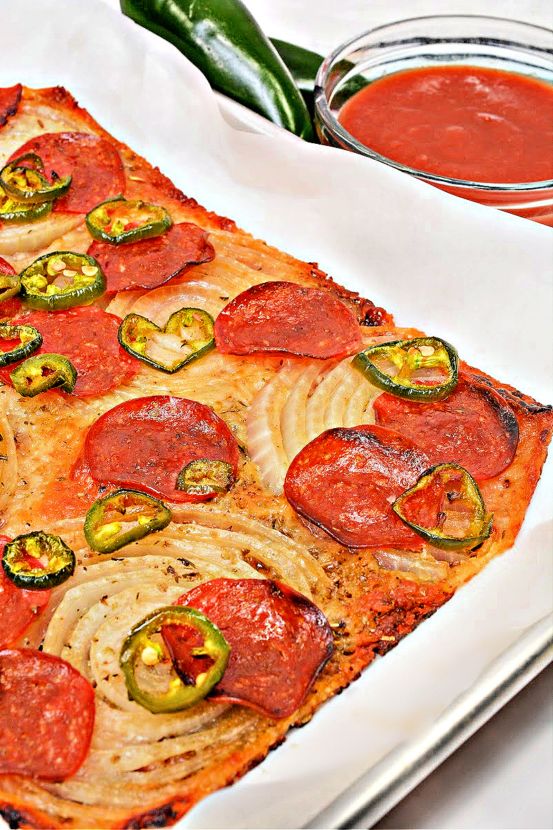 Keto Viral Onion Ring Pizza