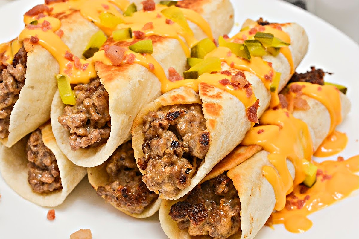 Keto Cheesy Beef Roll Ups