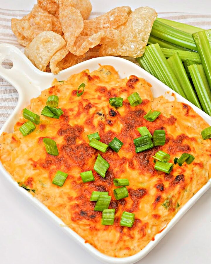 Low-Carb Buffalo Chicken Cottage Cheese Dip