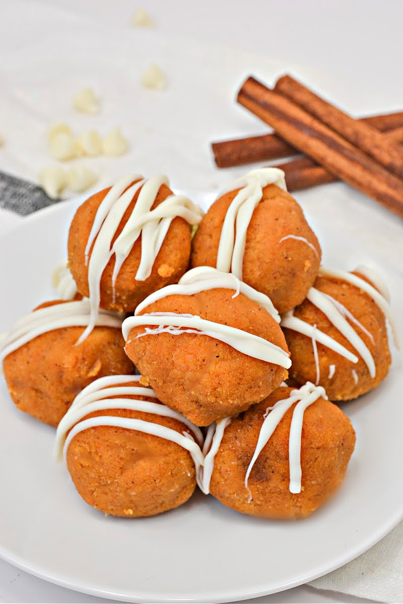 No Bake Keto Pumpkin Cake Balls