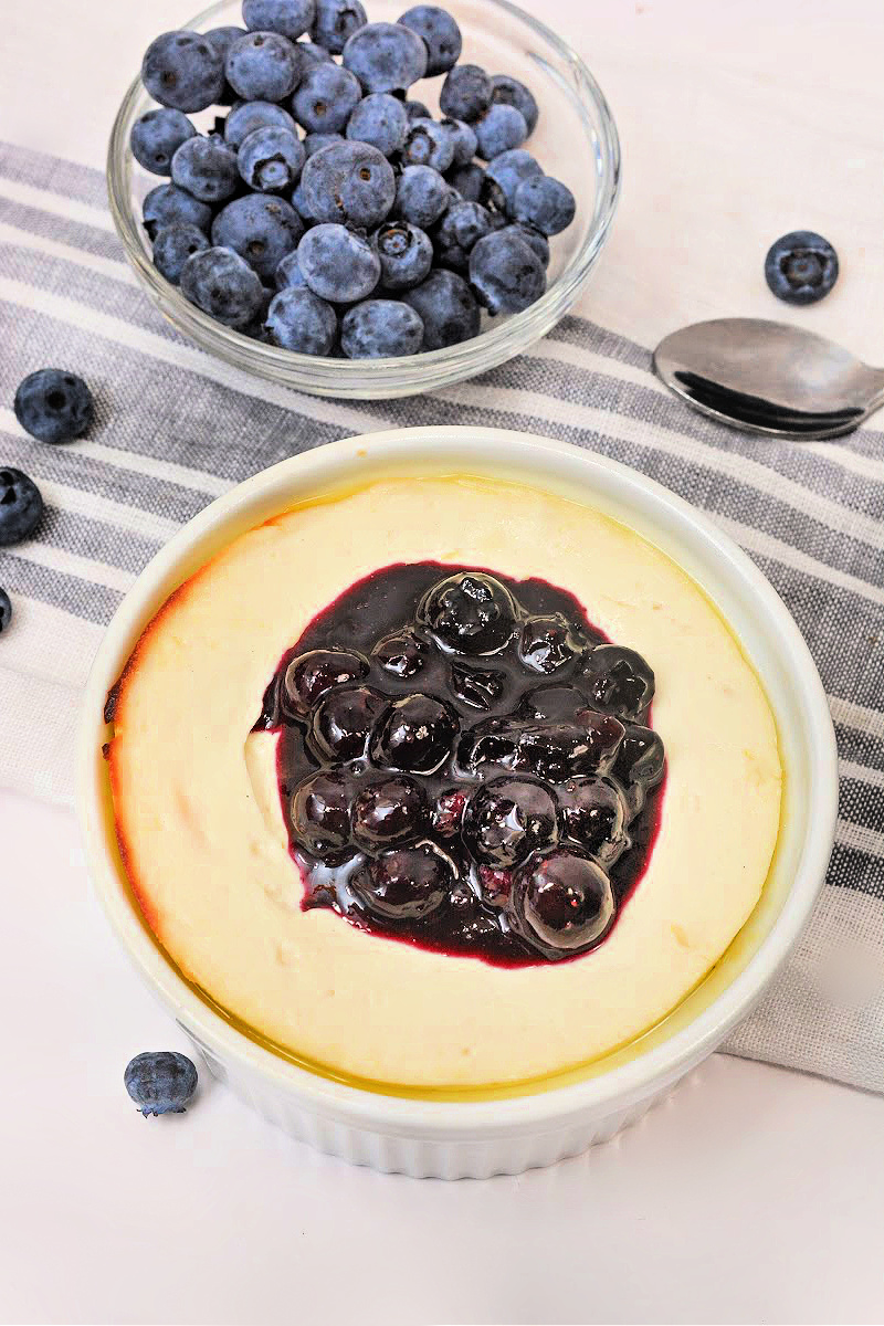 Low-Carb Blueberry Yogurt Cheesecake