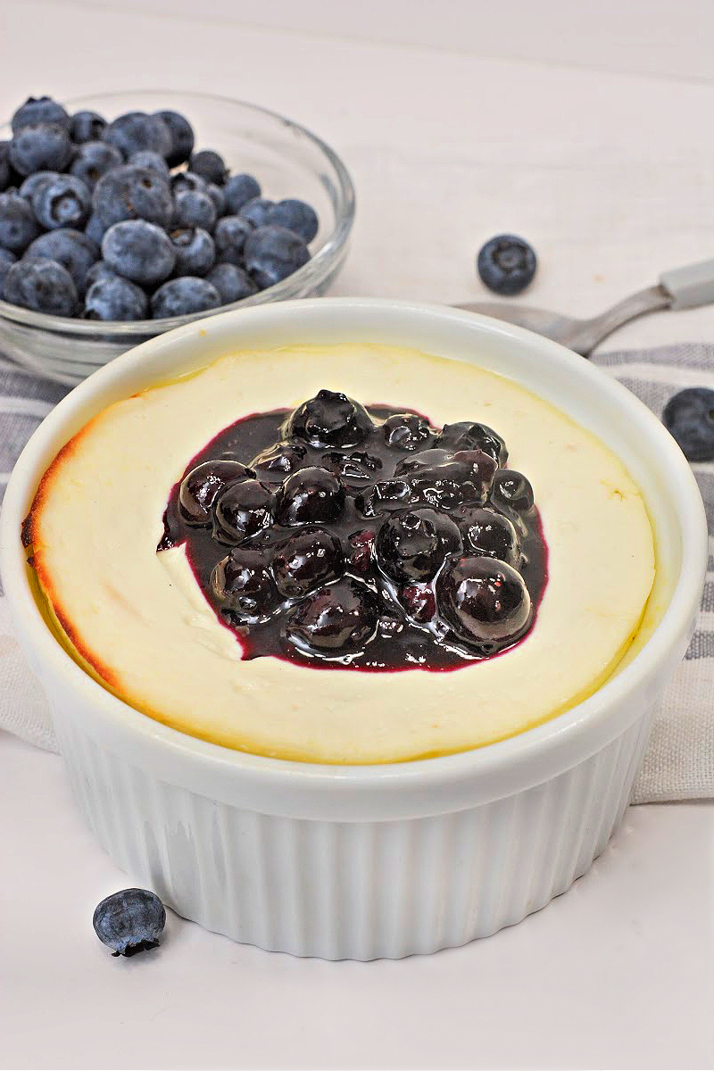 Low-Carb Blueberry Yogurt Cheesecake