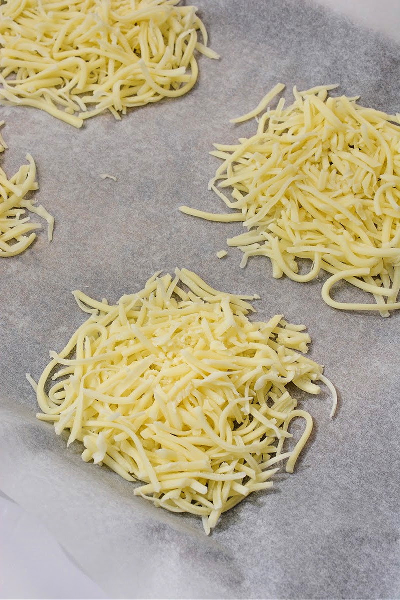 Keto Crispy Cream Cheese Broccoli and Bacon Roll Ups