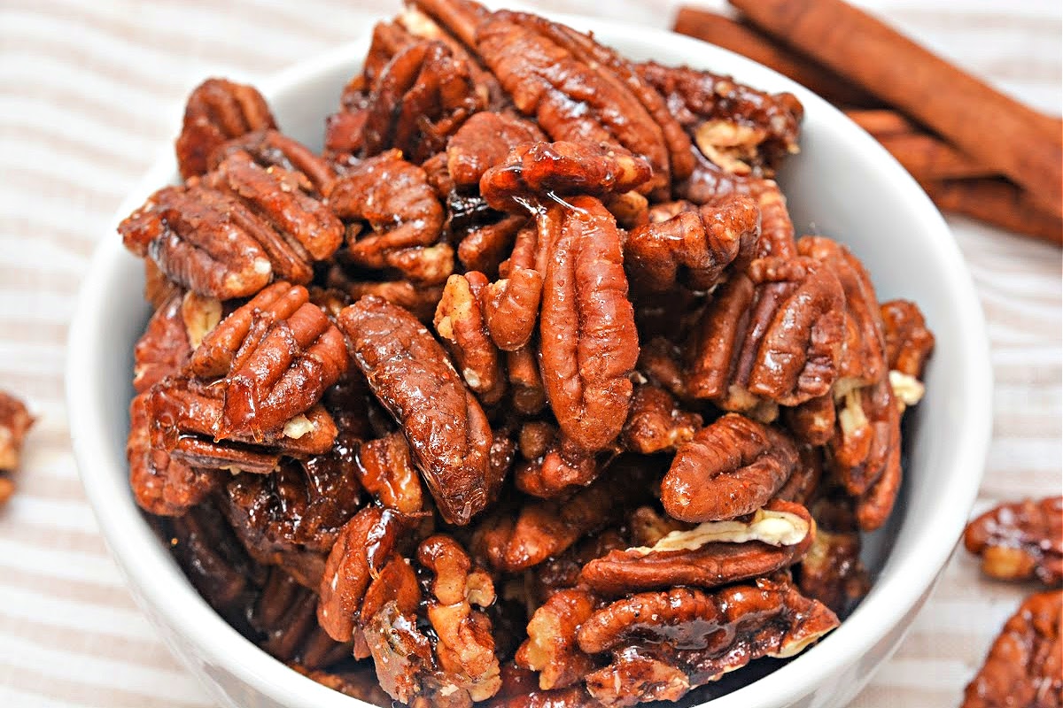 Keto Sweet and Spicy Pecans