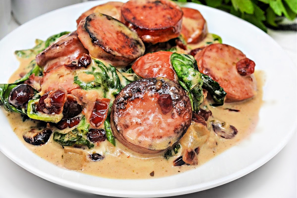 Low Carb Cheesy White Cheddar Kielbasa Skillet