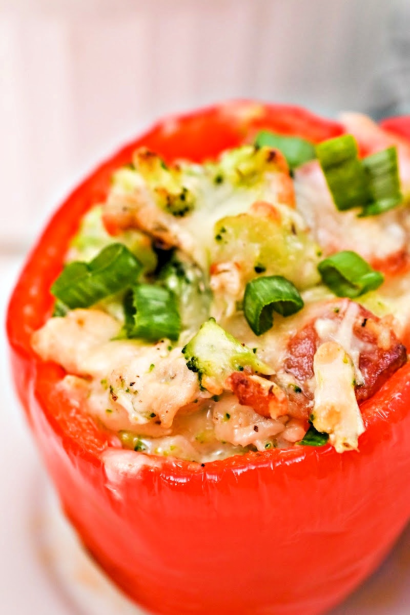 Keto Ranch Chicken and Broccoli Stuffed Peppers