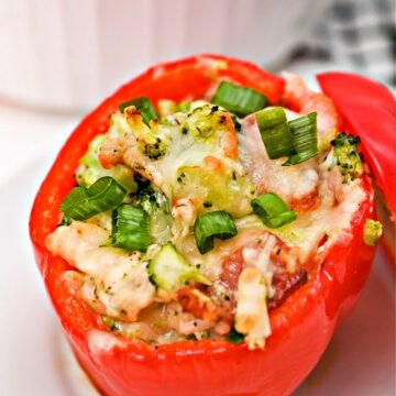 Keto Ranch Chicken and Broccoli Stuffed Peppers