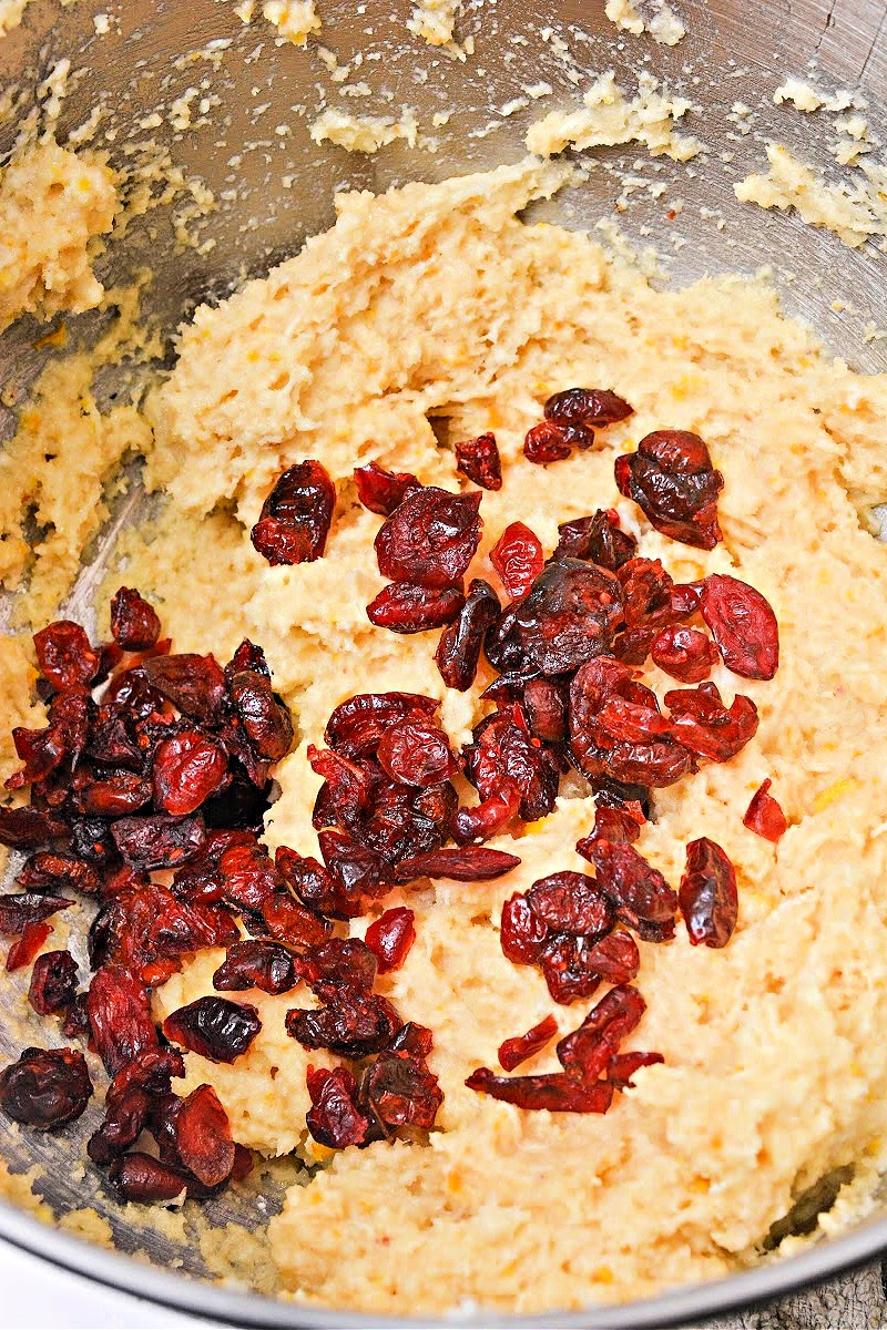 Low Carb Orange Cranberry Mini Buns