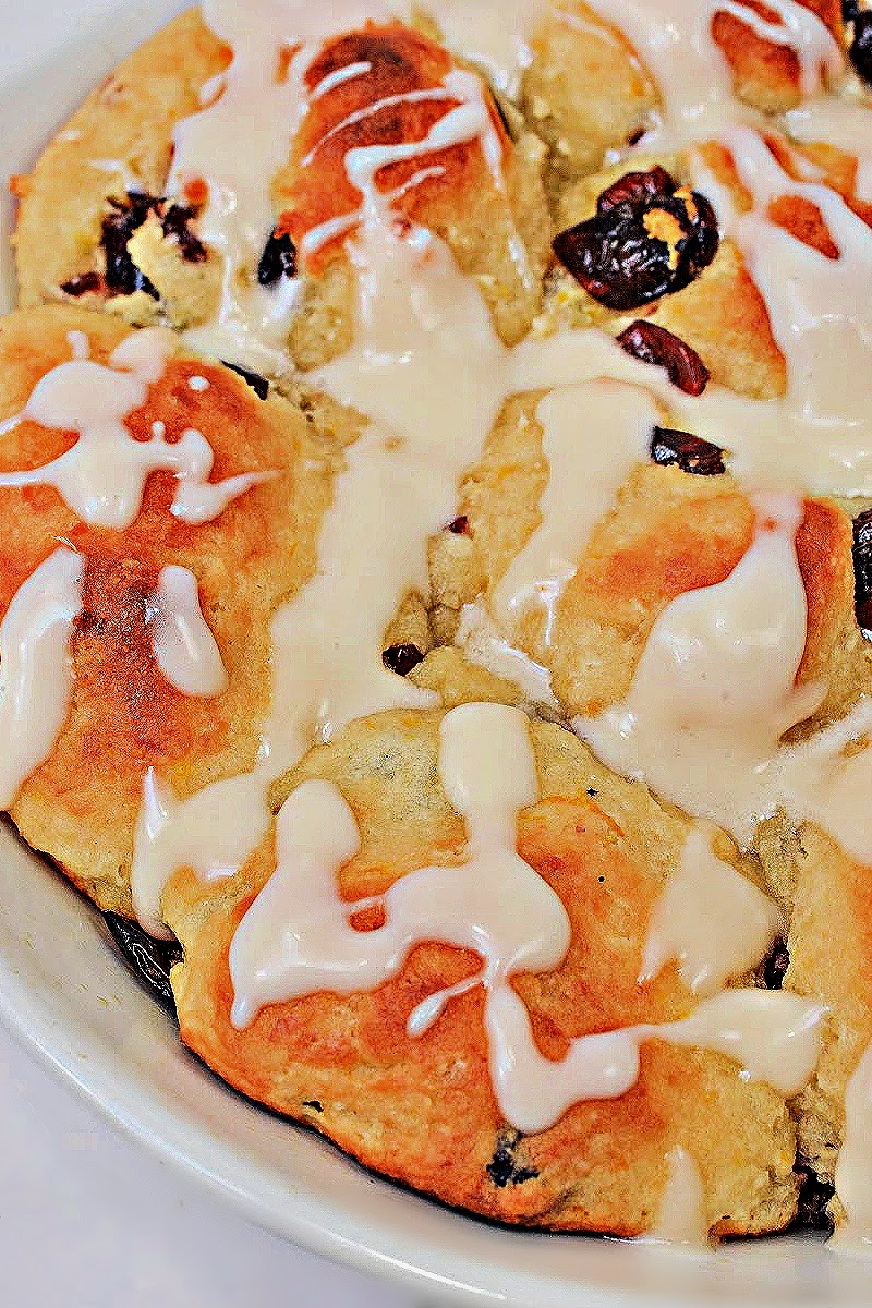 Low Carb Orange Cranberry Mini Buns