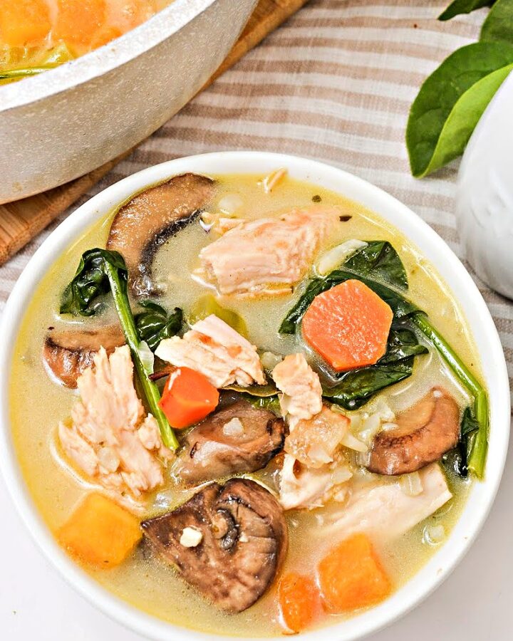 Low-Carb Autumn Chicken and Rice Soup