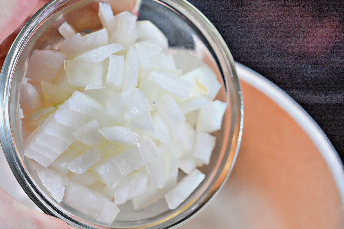 Keto Cheesy Crockpot Chicken and Broccoli 
