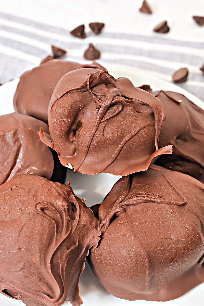 Low Carb Cottage Cheese Chocolate Clusters