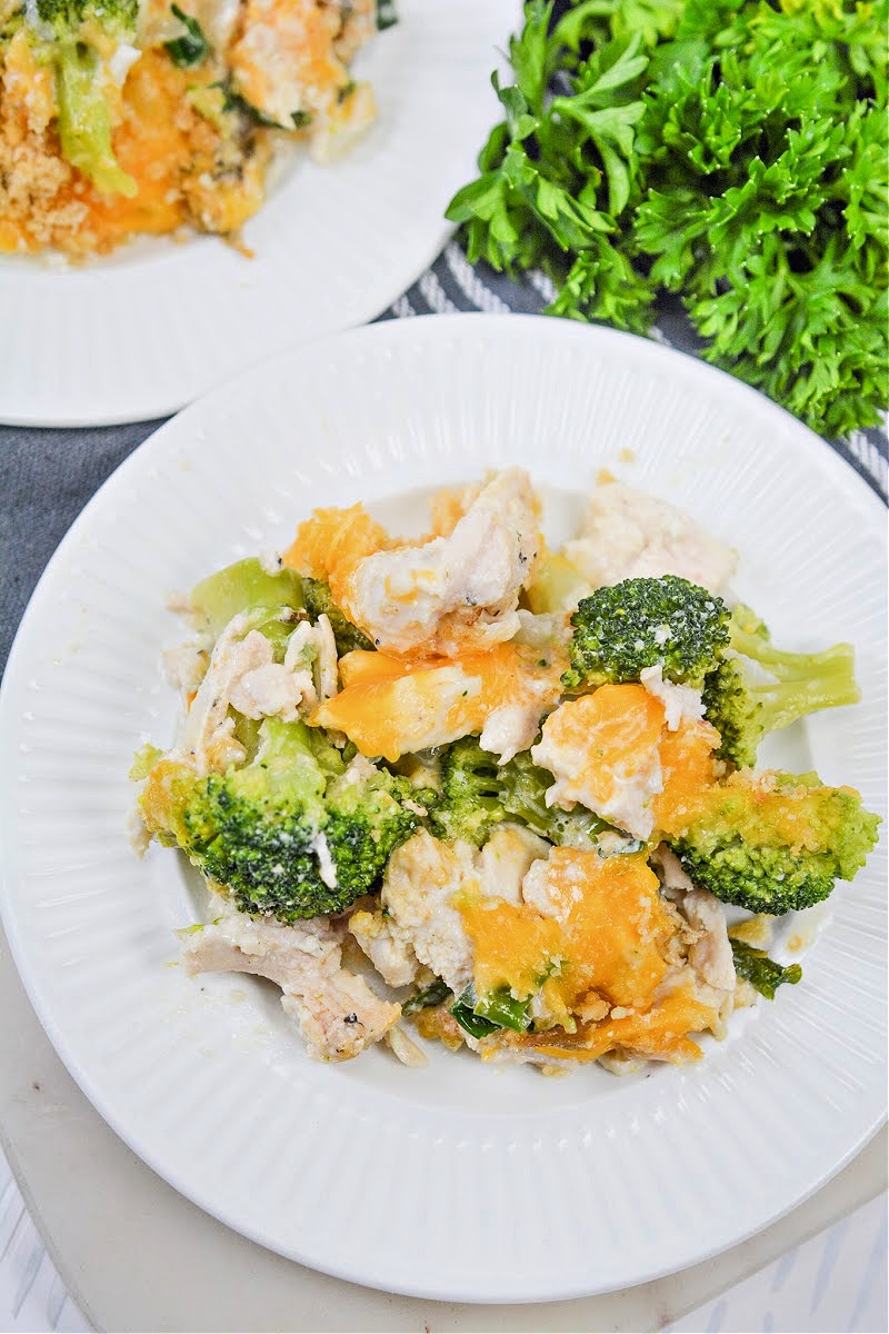 Keto Cheesy Crockpot Chicken and Broccoli Casserole