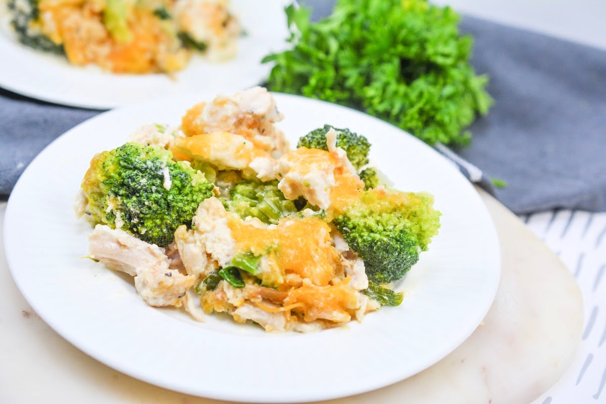 Keto Cheesy Crockpot Chicken and Broccoli Casserole
