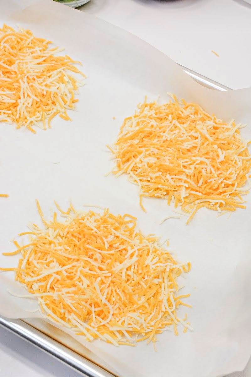 Keto BBQ Chicken Roll-Ups