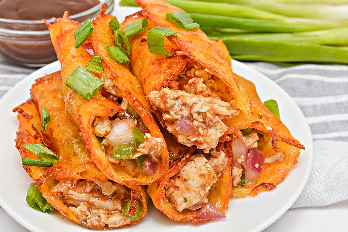 Keto BBQ Chicken Roll-Ups