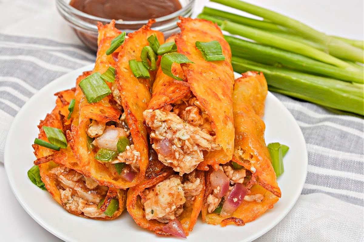 Keto BBQ Chicken Roll-Ups