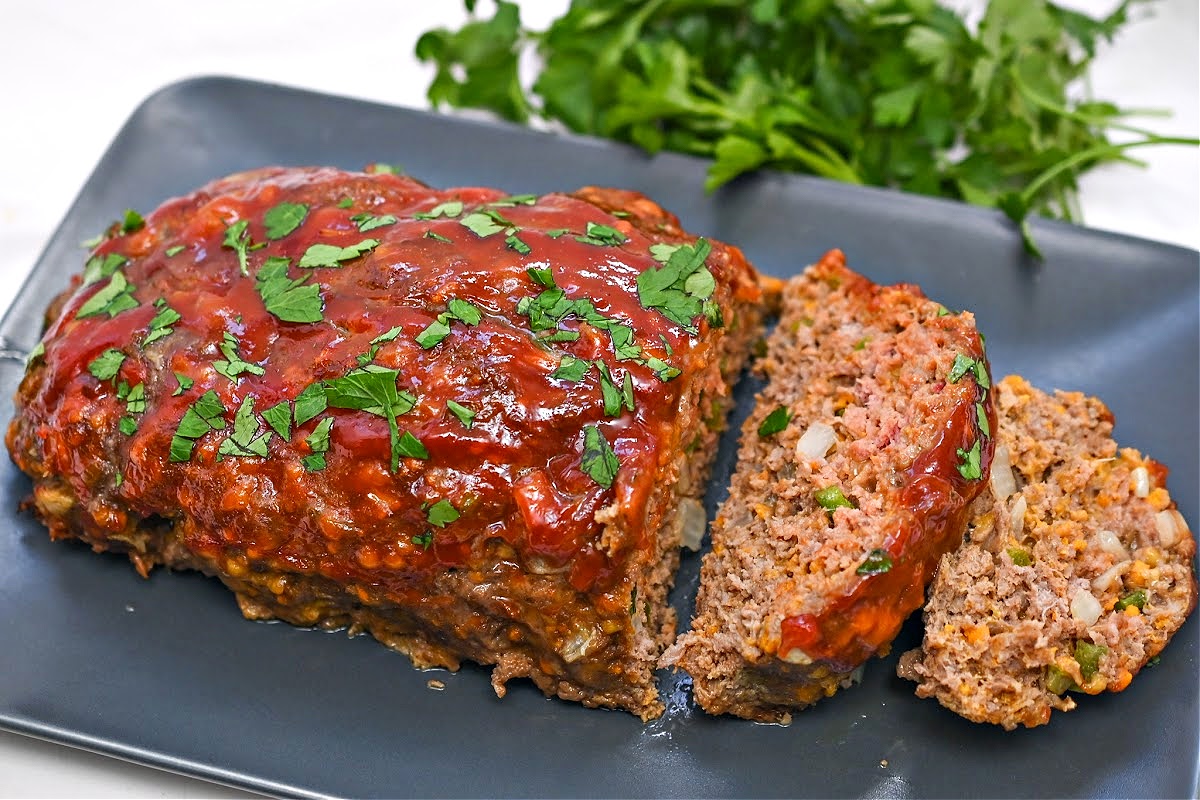 Keto Copycat Cracker Barrel Meatloaf