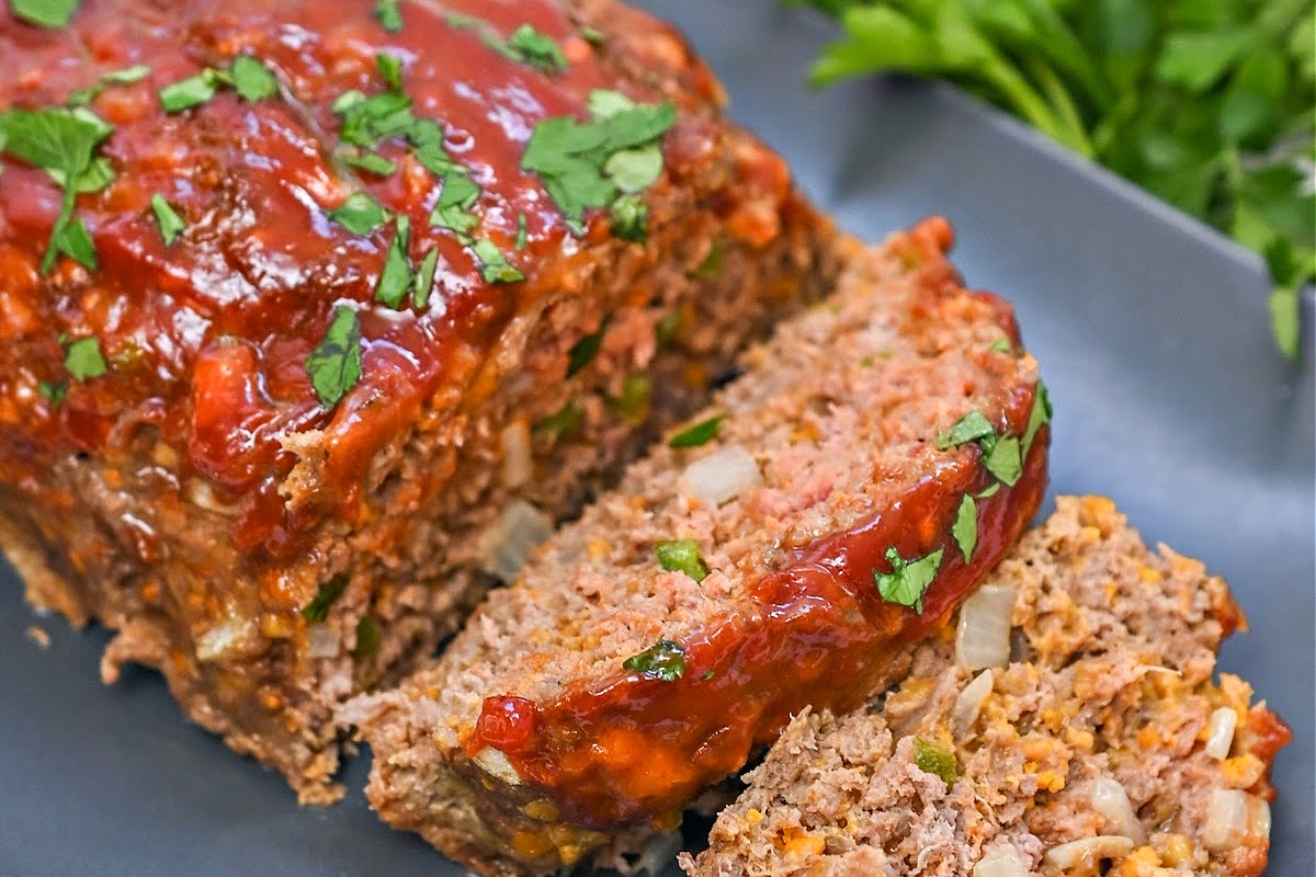 Keto Copycat Cracker Barrel Meatloaf